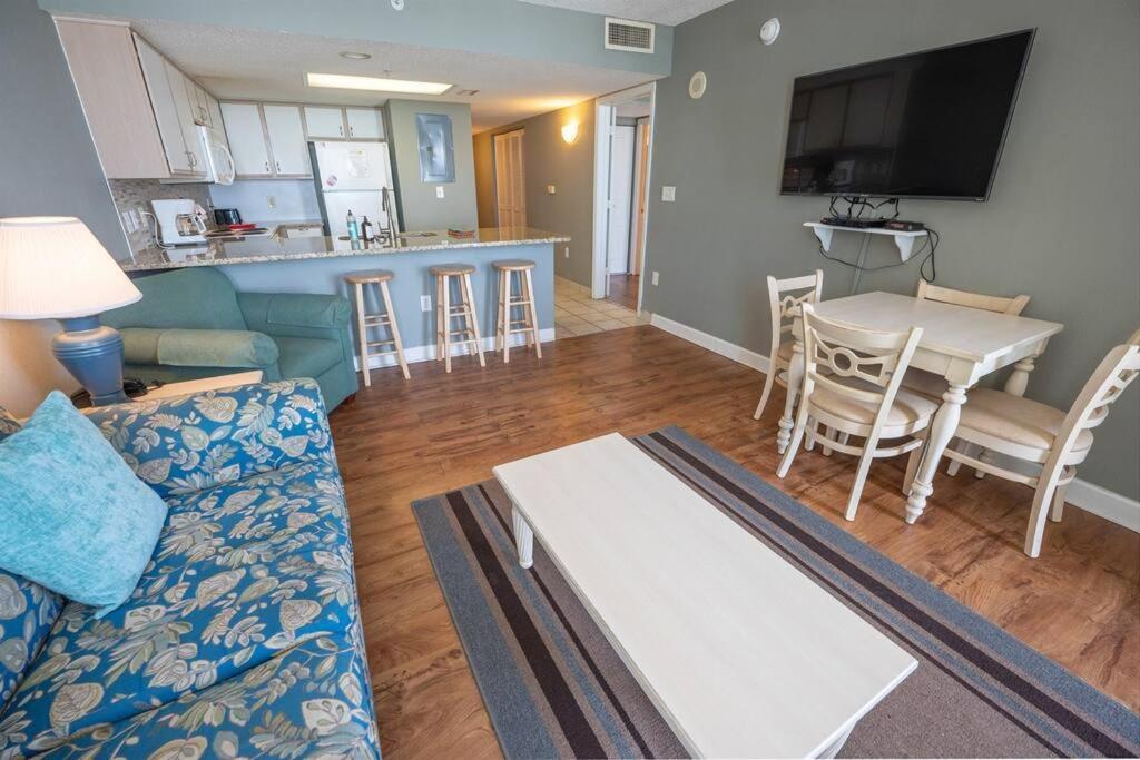 Baywatch Renovated, Unobstructed Oceanfront Views! Myrtle Beach Exterior foto
